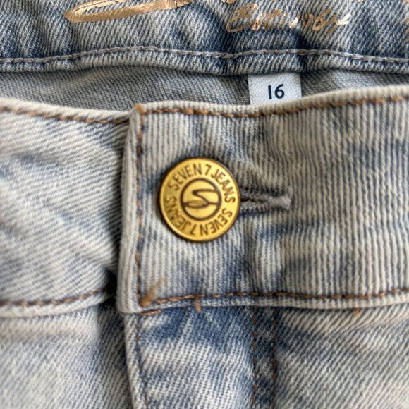 Seven7 Jean & Light Blue & Size 16 & Weekend Slim Fit Jean - Picture 3 of 12